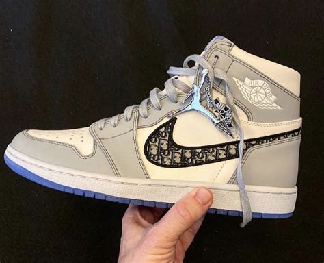 jordan dior resell price|jordan 1 Dior high top.